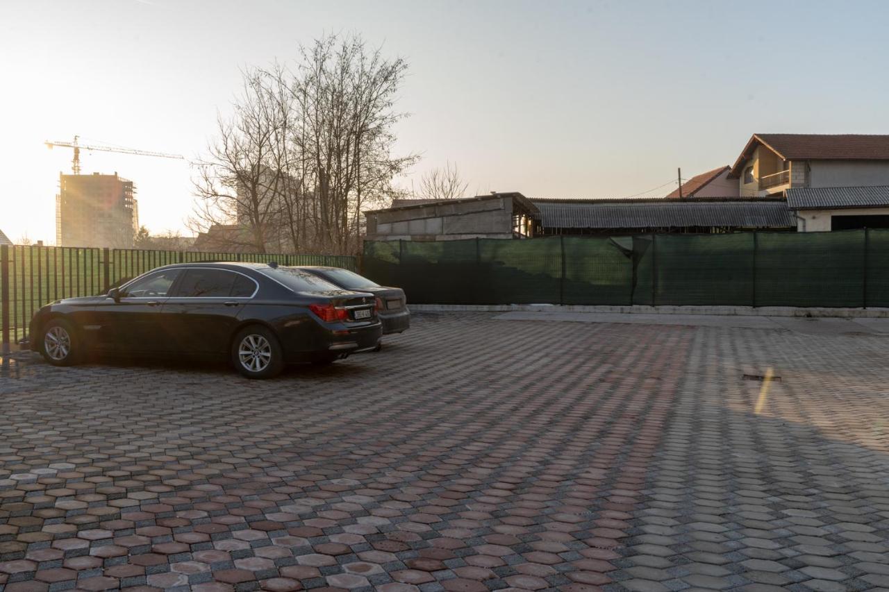 Apartments Slana Oaza Tuzla Exterior foto